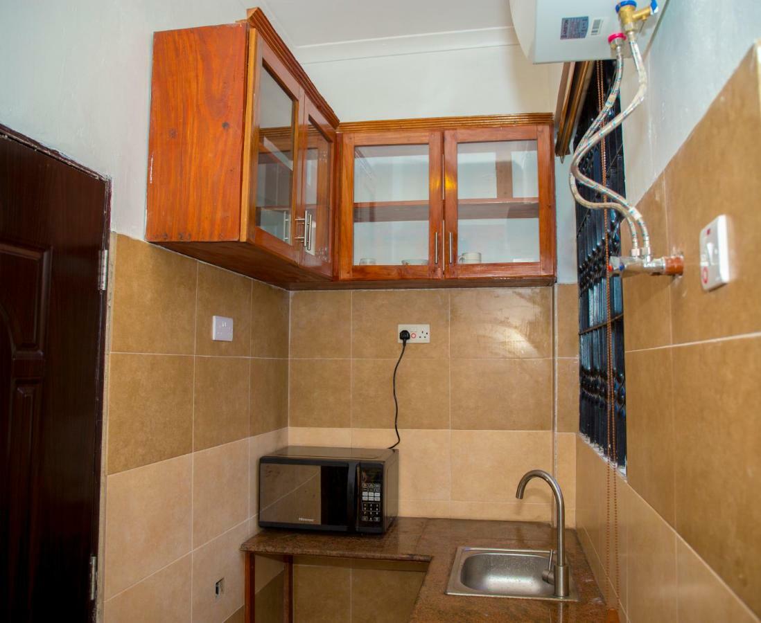 Mikocheni Condo Hotel & Apartments Дар ес Саалам Екстериор снимка